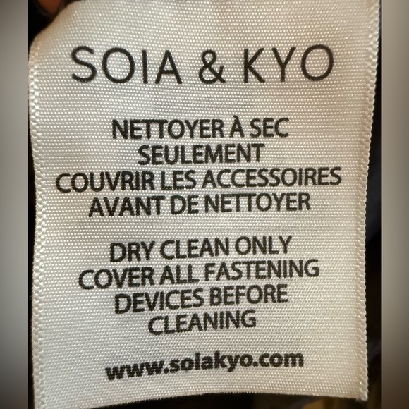 SOLD Soia & Kyo Short Black Puffer Jacket with Hood. Size L - Picture 7 of 8